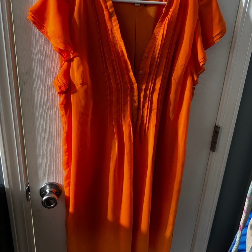 Clothes all super cheap $5 a piece or the whole lot for $20